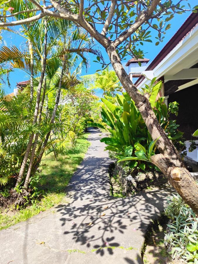 Berlian Inn Kuta Beach Eksteriør bilde