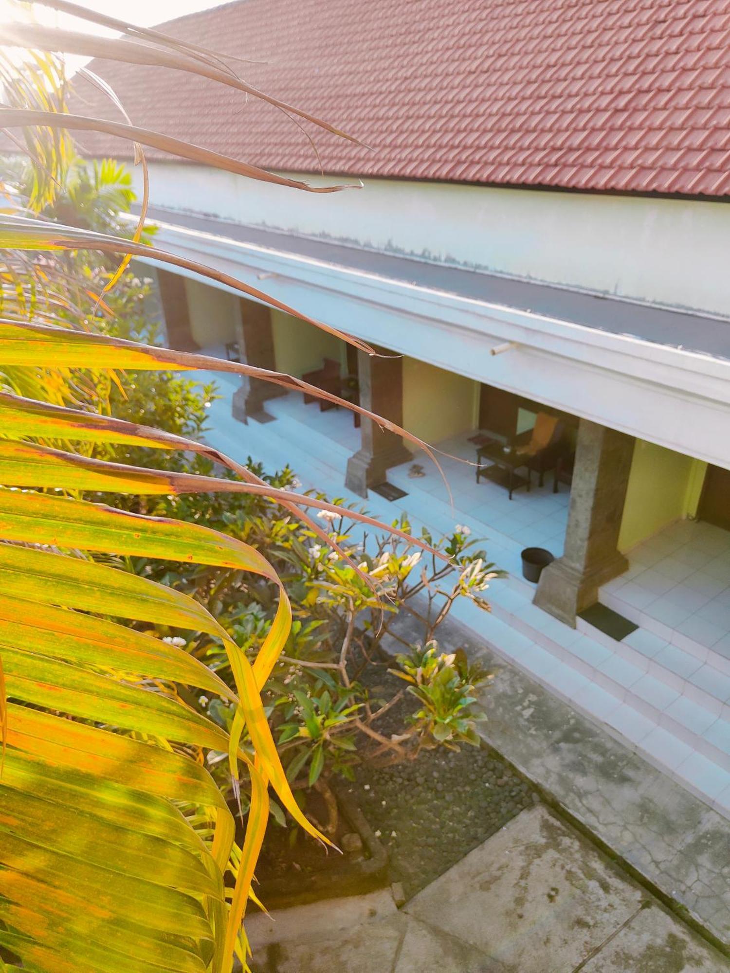 Berlian Inn Kuta Beach Eksteriør bilde