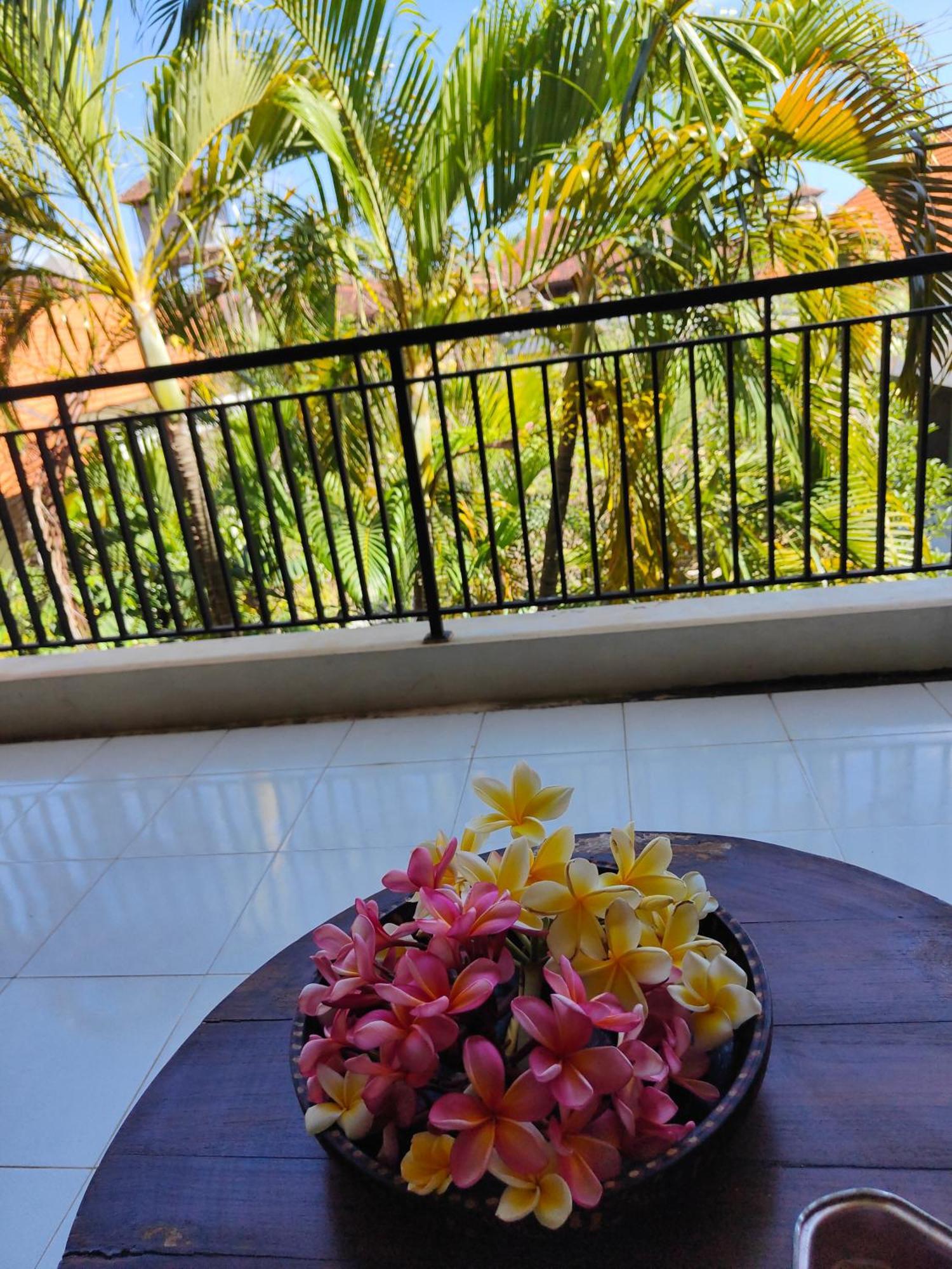 Berlian Inn Kuta Beach Eksteriør bilde