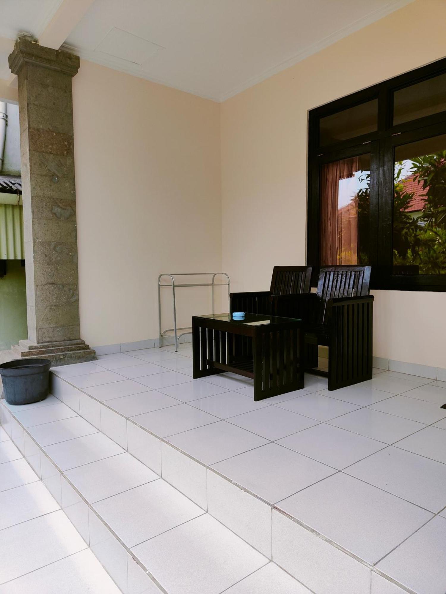Berlian Inn Kuta Beach Eksteriør bilde