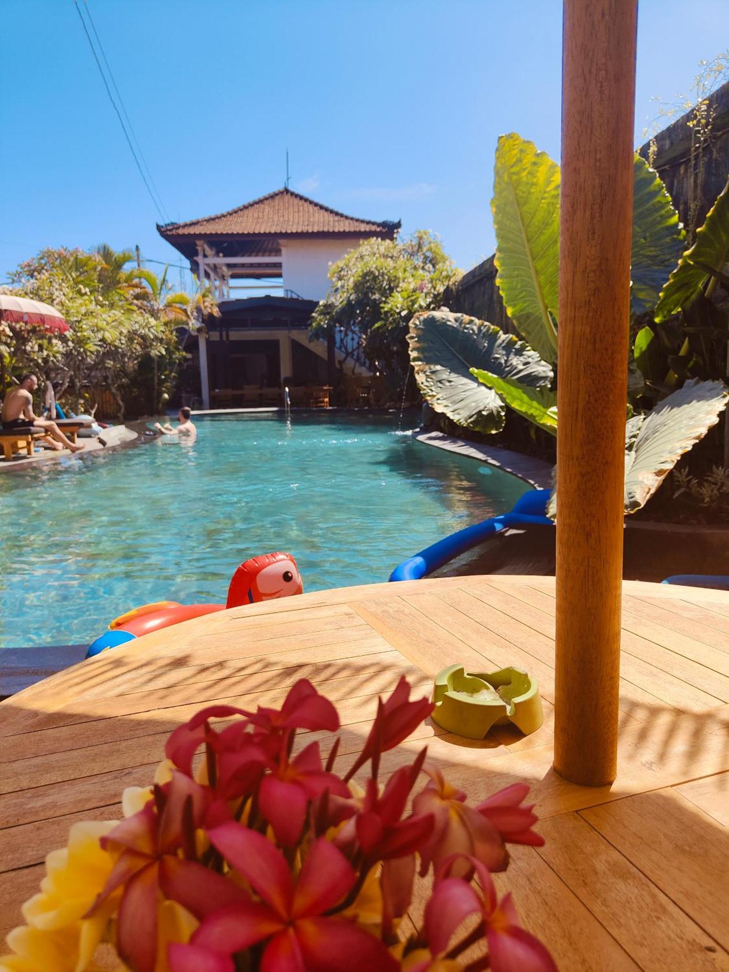 Berlian Inn Kuta Beach Eksteriør bilde