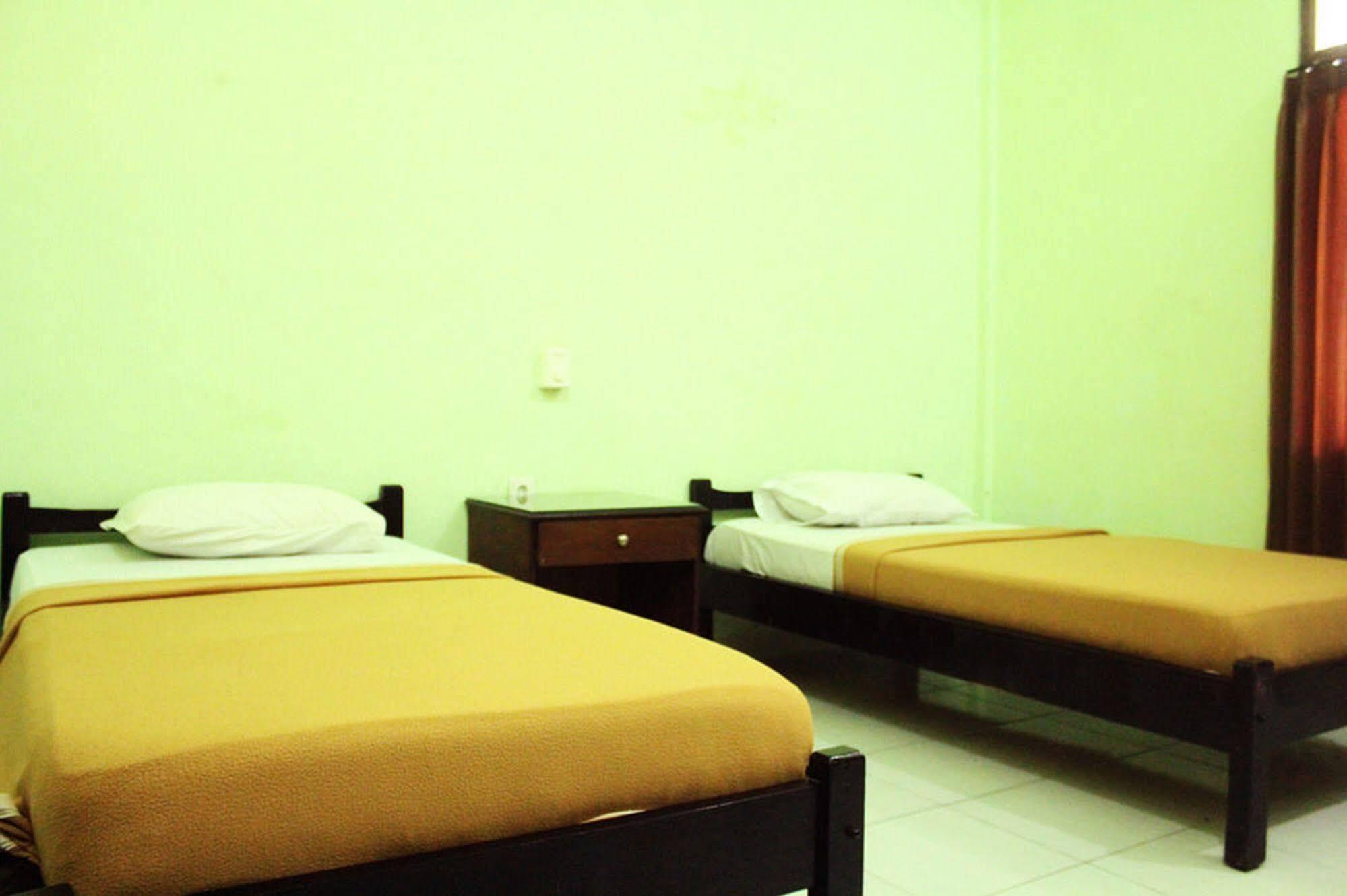 Berlian Inn Kuta Beach Eksteriør bilde